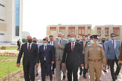  وزير التعليم العالي والبحث العلمي يزور جامعة الانبار و يفتتح البنايات الجديدة لكلية طب الاسنان