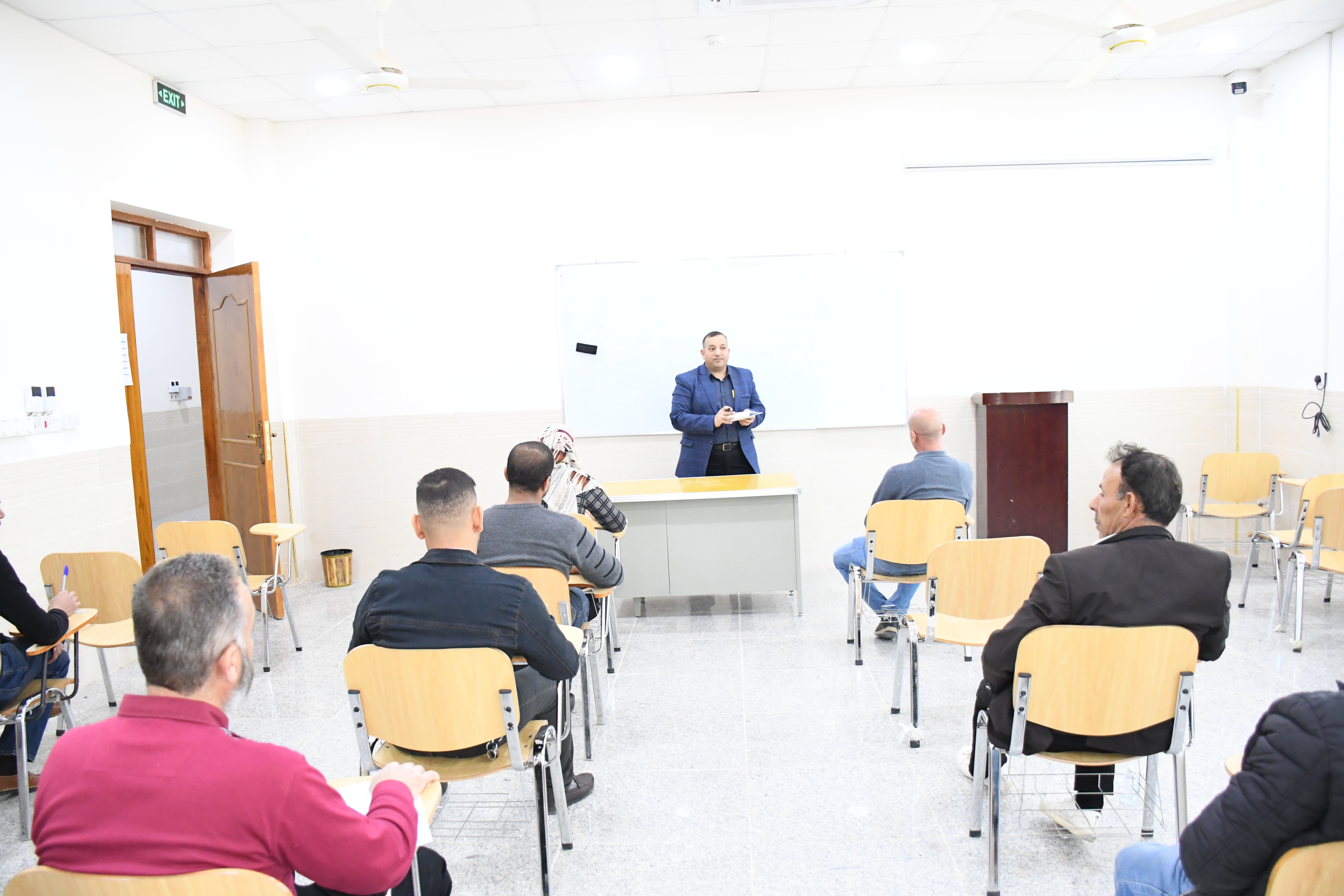 قسم اللغة العربية في كليتنا يقيم دورة تدريبية في التصحيحات اللغوية لموظفي الدولة
