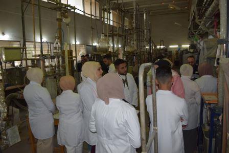 زيارة ميدانية لطلبة قسم الهندسة الكيميائية والبتروكيميائية الى جامعة بغداد