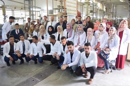 زيارة علمية لطلبة المرحلة الثالثة قسم الهندسة الكيميائية والبتروكيميائية الى كلية الهندسة جامعة بغداد