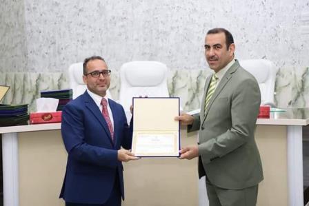 The University President honors the graduates of the 2018 high school diplomas