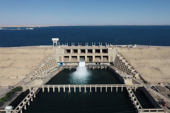 Putting the water reservoir in the Haditha dam through satellite images