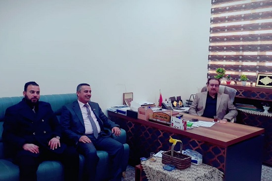 The director of the center visits the building of Anbar province to implement the plans of university