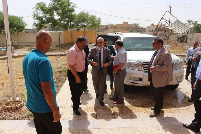 Al Anbar University President inspects the location of the university colleges inside Al Ramadi city