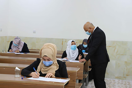 The Assistant President of the University for Scientific Affairs conducted a Tour to Follow the Progress of the Examinations for Postgraduate Candidates